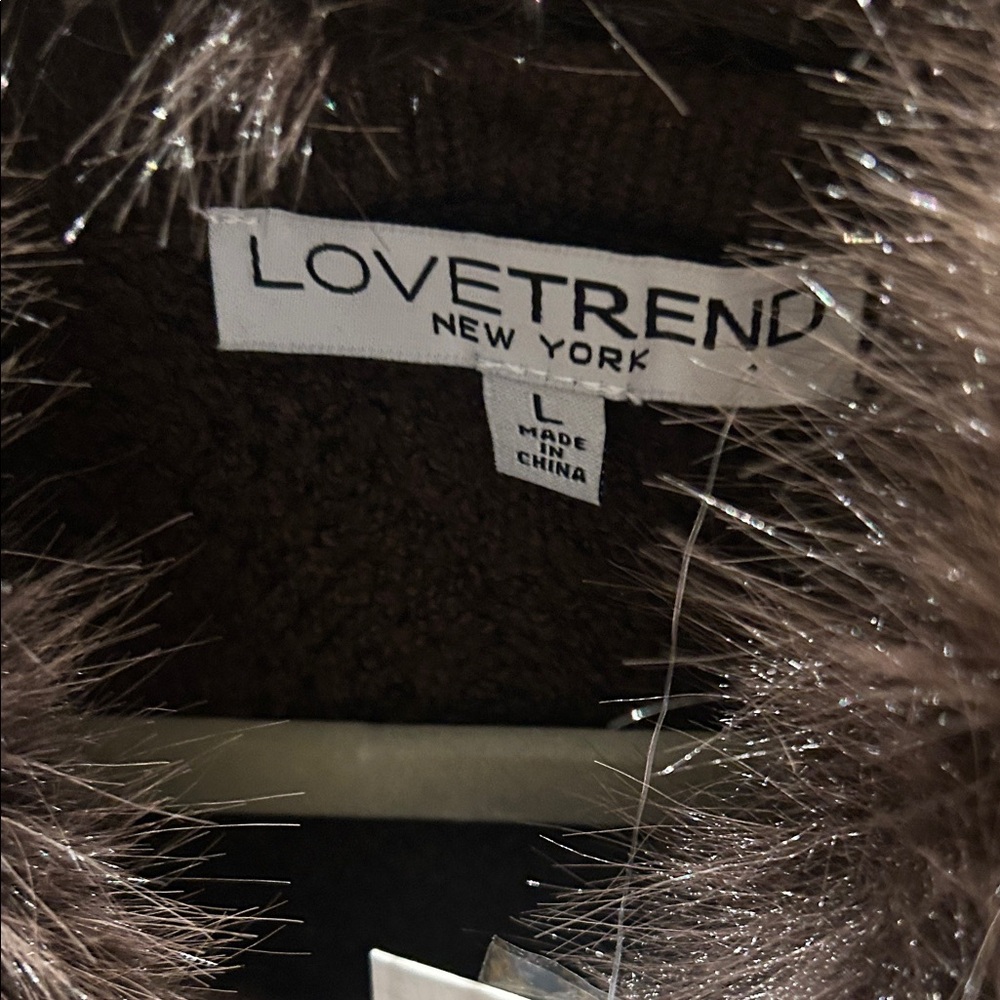 LOVETREND Chocolate Brown Cardigan with Faux Fur Collar - Picture 3 of 10